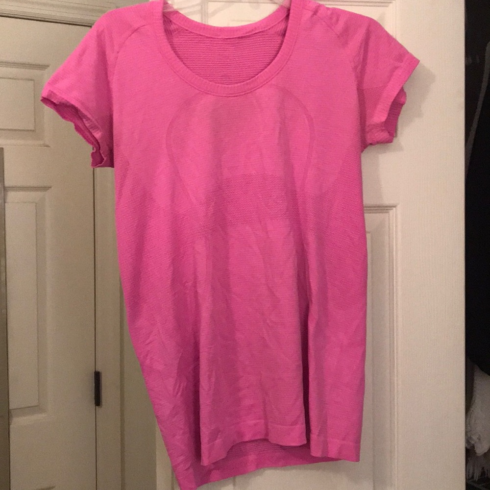 Swiftly Scoop Neck